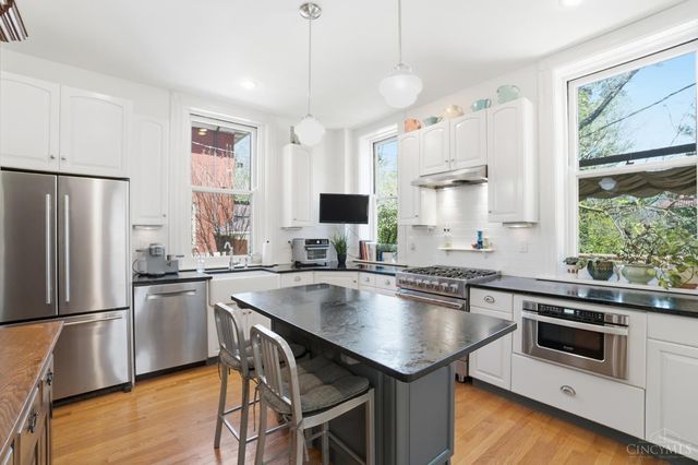 2944 Fairfield Avenue, Cincinnati, OH 45206