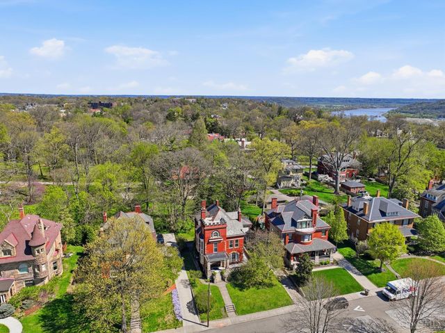 2944 Fairfield Avenue, Cincinnati, OH 45206