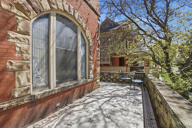 2944 Fairfield Avenue, Cincinnati, OH 45206