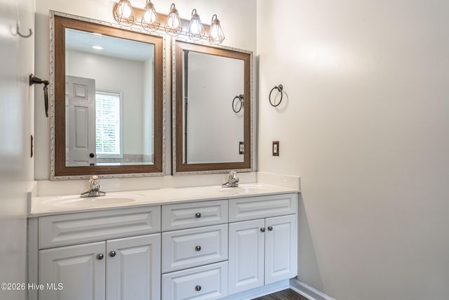 1110 Devonshire Trail, Aberdeen, NC 28315