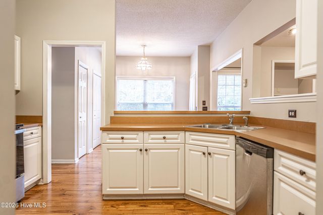 1110 Devonshire Trail, Aberdeen, NC 28315