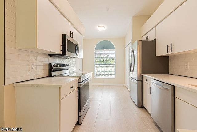 4985 Sandra Bay DR 201, Naples, FL 34109