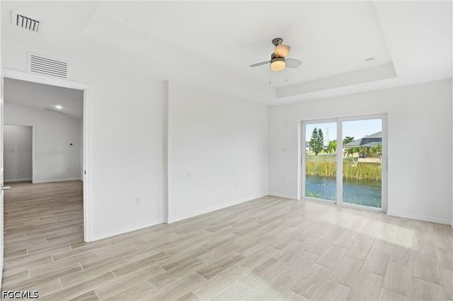 1725 NW 2nd ST, Cape Coral, FL 33993
