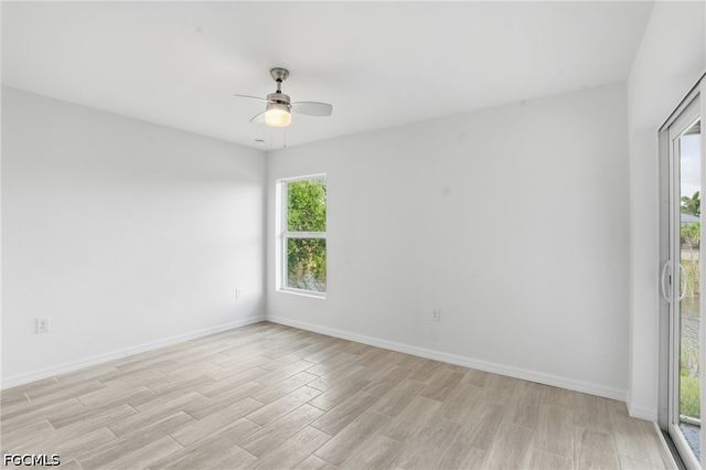 1725 NW 2nd ST, Cape Coral, FL 33993