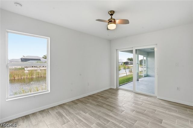 1725 NW 2nd ST, Cape Coral, FL 33993