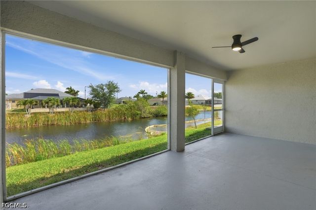 1725 NW 2nd ST, Cape Coral, FL 33993