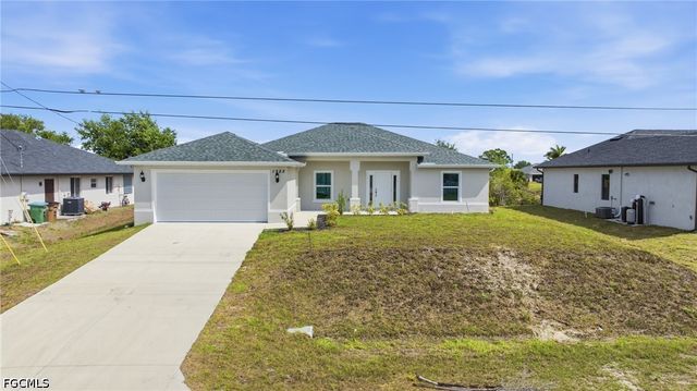 1725 NW 2nd ST, Cape Coral, FL 33993