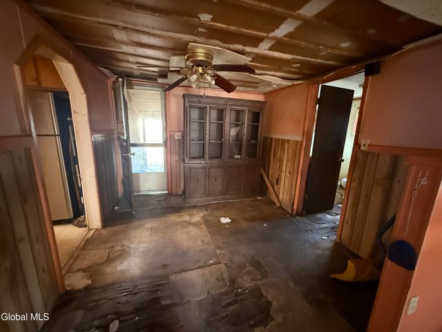 42 Indiana Avenue, Queensbury, NY 12804