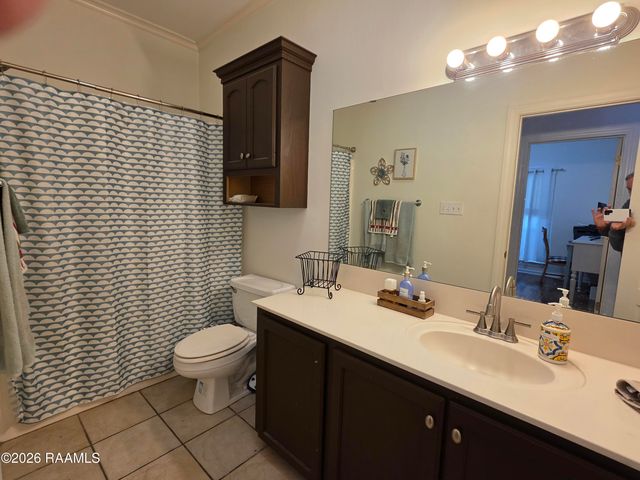 211 Manning Drive, Lafayette, LA 70508