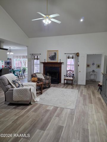 211 Manning Drive, Lafayette, LA 70508