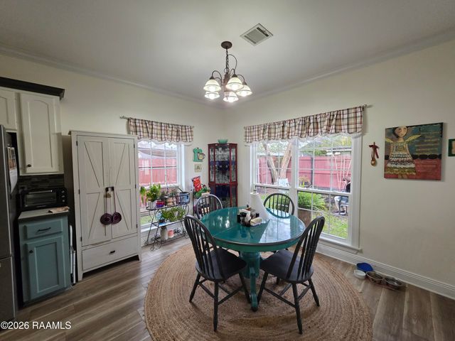 211 Manning Drive, Lafayette, LA 70508