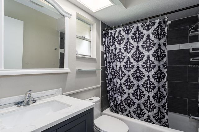 1551 41ST AVENUE DRIVE E, Ellenton, FL 34222