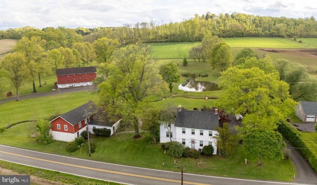 1283 WEISSTOWN RD, Boyertown, PA 19512