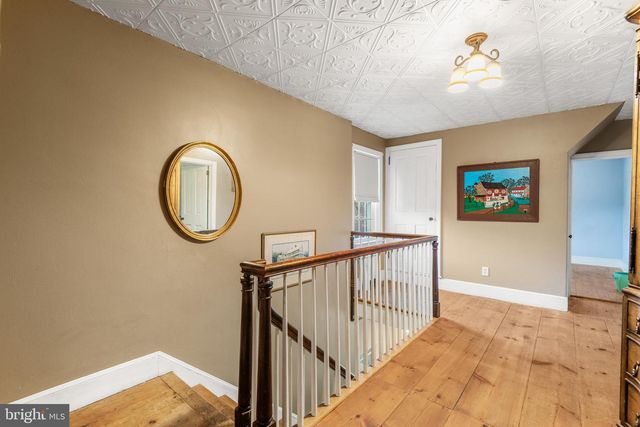 1283 WEISSTOWN RD, Boyertown, PA 19512