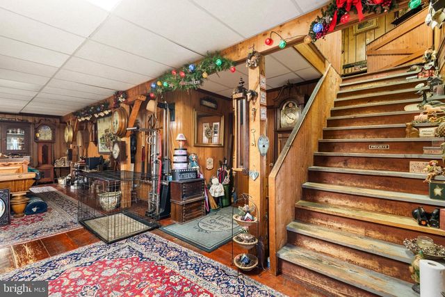 1283 WEISSTOWN RD, Boyertown, PA 19512