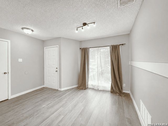 1034 Ericson Drive, San Antonio, TX 78254
