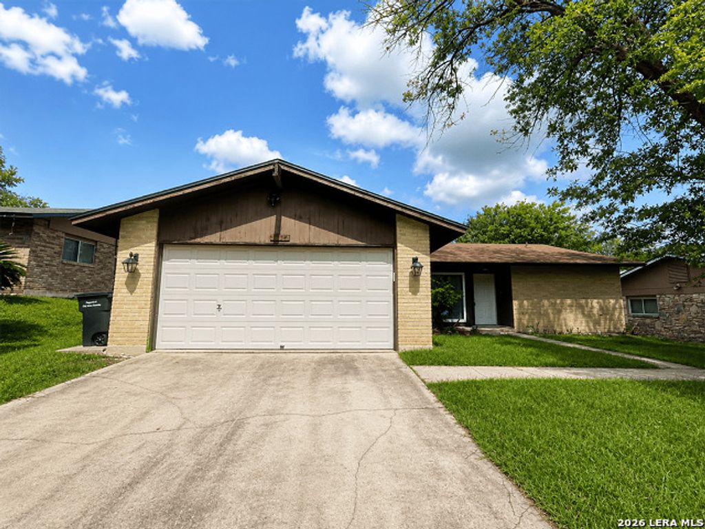 1034 Ericson Drive, San Antonio, TX 78254