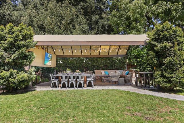 813 Mountain View, Altadena, CA 91001