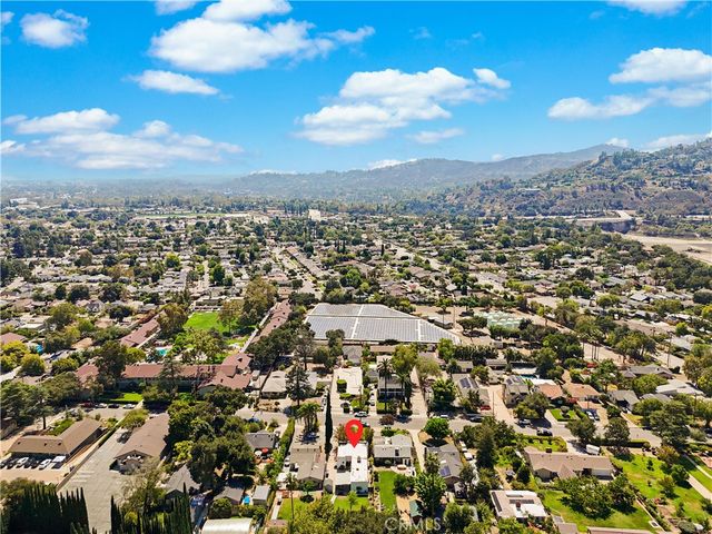 813 Mountain View, Altadena, CA 91001