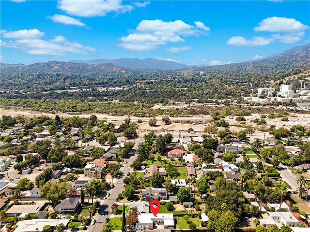 813 Mountain View, Altadena, CA 91001