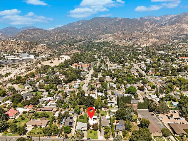 813 Mountain View, Altadena, CA 91001