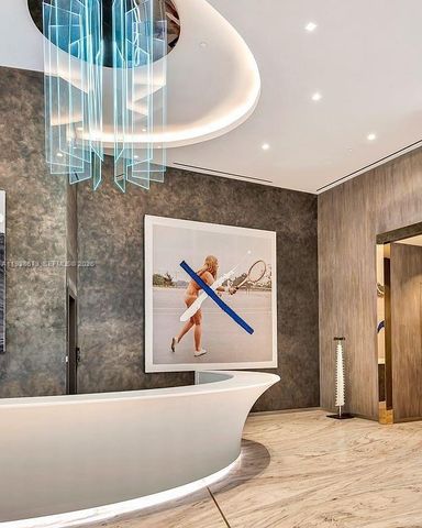 1000 Brickell Plz 2202, Miami, FL 33131