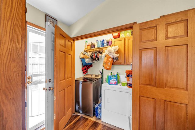 3322 N Jackson Ct, Wichita, KS 67204