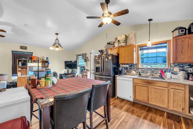 3322 N Jackson Ct, Wichita, KS 67204