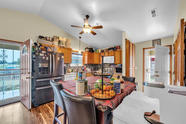 3322 N Jackson Ct, Wichita, KS 67204