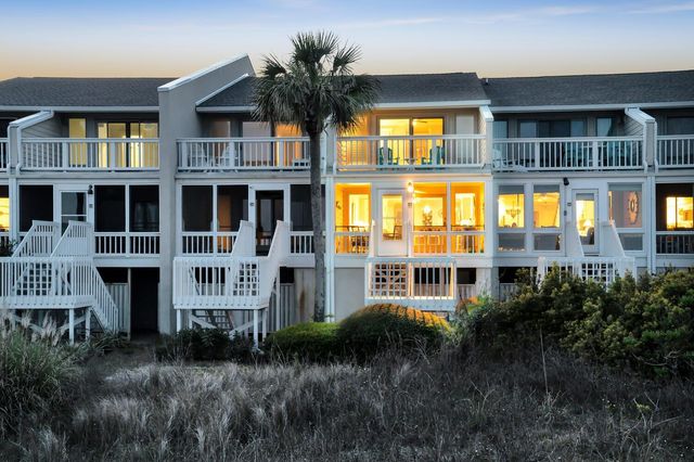 6400 Palmetto Drive 31, Isle Of Palms, SC 29451
