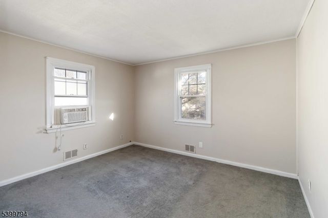 5 Jefferson Ave, Parsippany-troy Hills Twp., NJ 07034