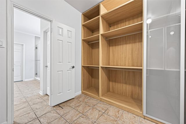 12426 Shadycrest Drive, Houston, TX 77082