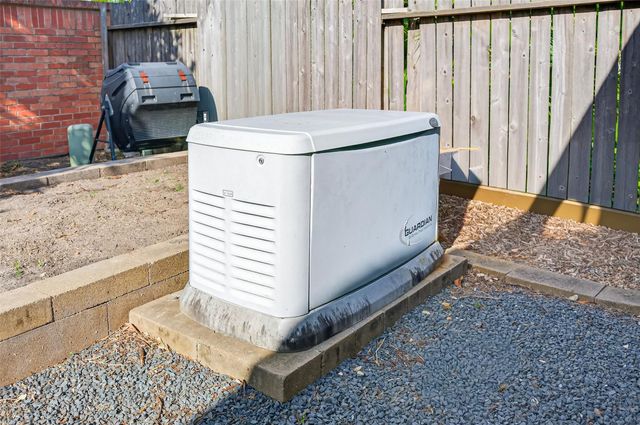 12426 Shadycrest Drive, Houston, TX 77082