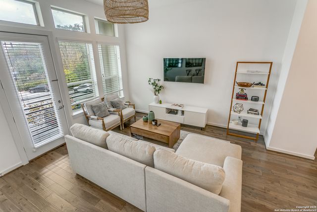 132 Humphrey, San Antonio, TX 78209