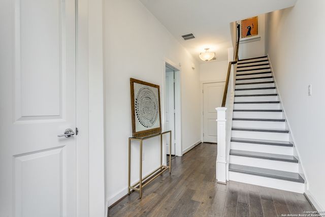 132 Humphrey, San Antonio, TX 78209