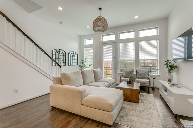 132 Humphrey, San Antonio, TX 78209