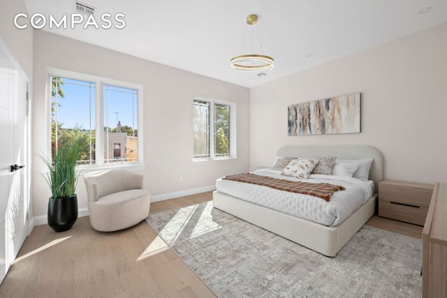 84 Himrod Street, New York City, NY 11221