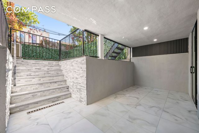 84 Himrod Street, New York City, NY 11221
