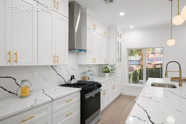 84 Himrod Street, New York City, NY 11221