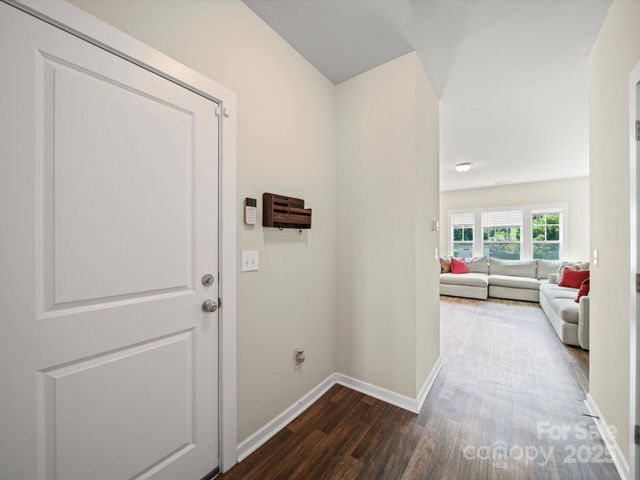 243 Skyland Avenue, Charlotte, NC 28205