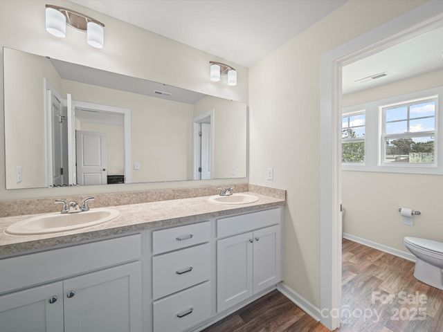 243 Skyland Avenue, Charlotte, NC 28205