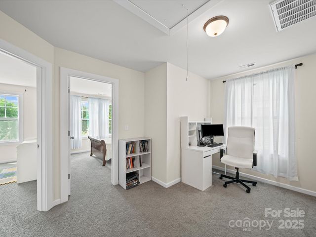 243 Skyland Avenue, Charlotte, NC 28205