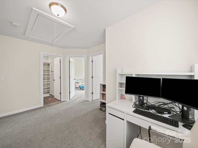 243 Skyland Avenue, Charlotte, NC 28205