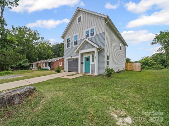 243 Skyland Avenue, Charlotte, NC 28205