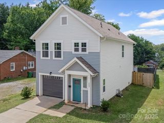243 Skyland Avenue, Charlotte, NC 28205