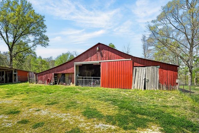 1816 Windle Community Rd, Cookeville, TN 38506