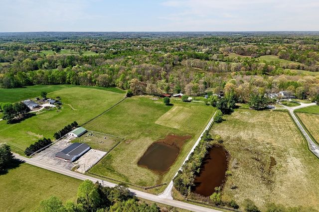 1816 Windle Community Rd, Cookeville, TN 38506