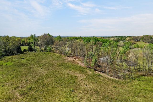 1816 Windle Community Rd, Cookeville, TN 38506