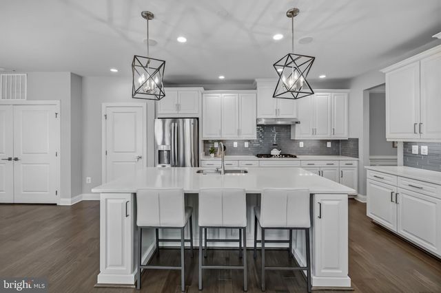 43233 HATTONTOWN WOODS TER, Ashburn, VA 20148
