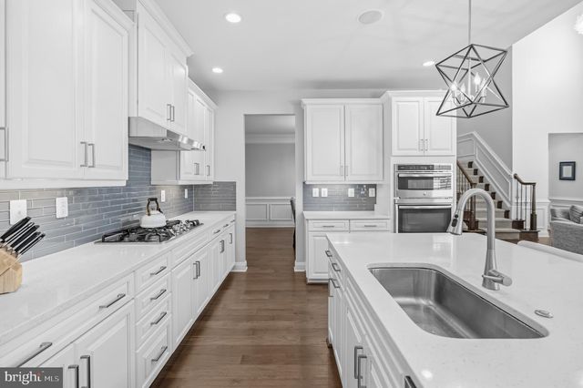 43233 HATTONTOWN WOODS TER, Ashburn, VA 20148
